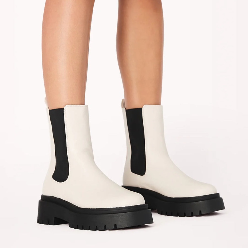 billini flint boot ivory size 9